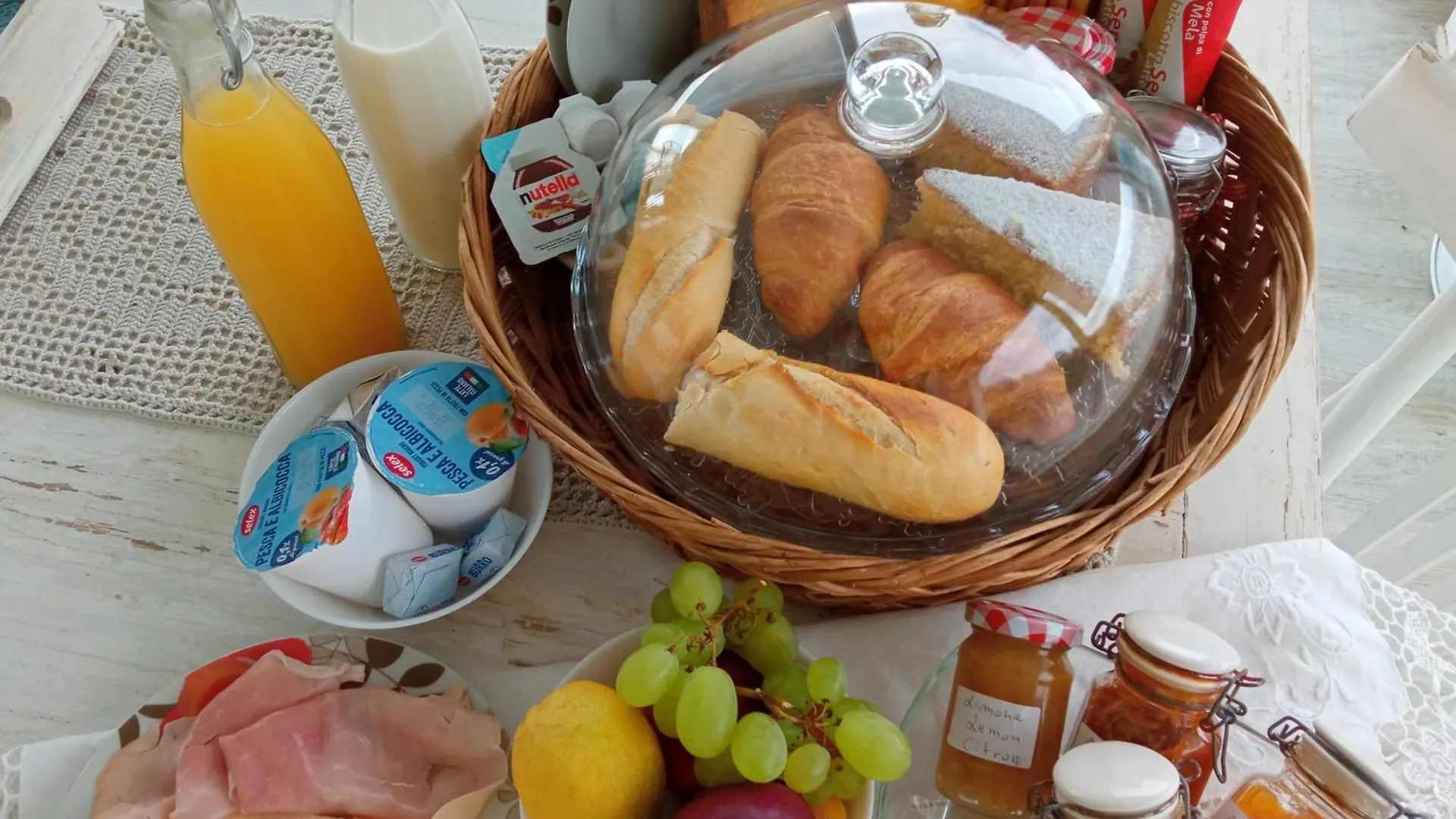 Message In A Bottle Bed And Breakfast Camporosso