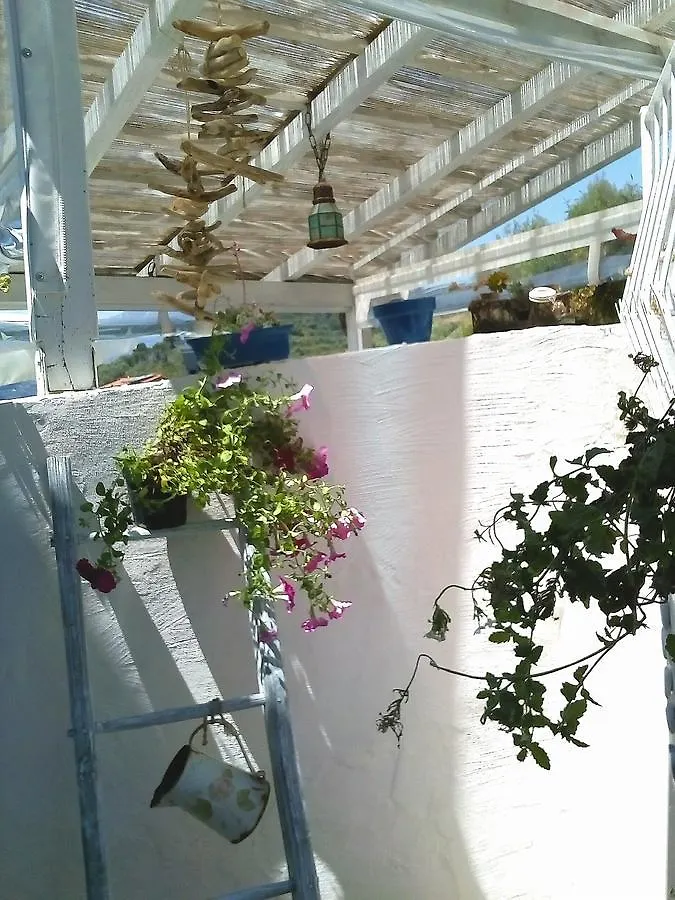 Message In A Bottle Bed And Breakfast Camporosso  Bed & Breakfast
